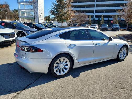 2018 Tesla Model S 75D