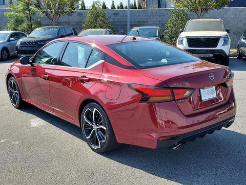 Scarlet Ember 2024 Nissan Altima SR FWD