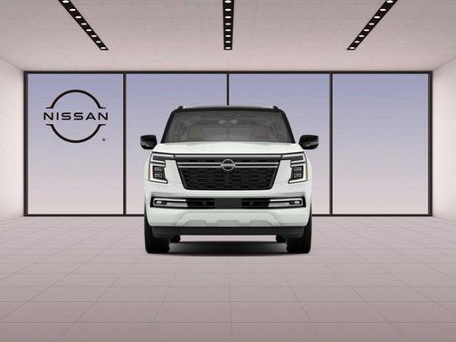 Everest White Pearl Tricoat/Super Black 2026 Nissan Armada Platinum Reserve