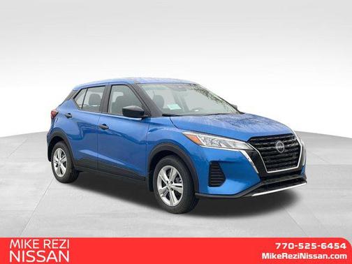 2025 Nissan Kicks S