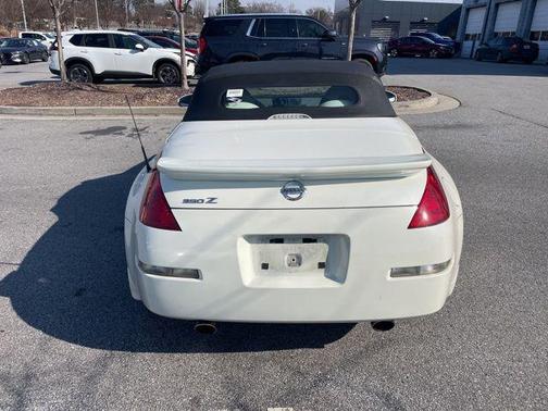 2005 Nissan 350Z Touring