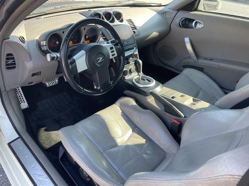 2005 Nissan 350Z Touring