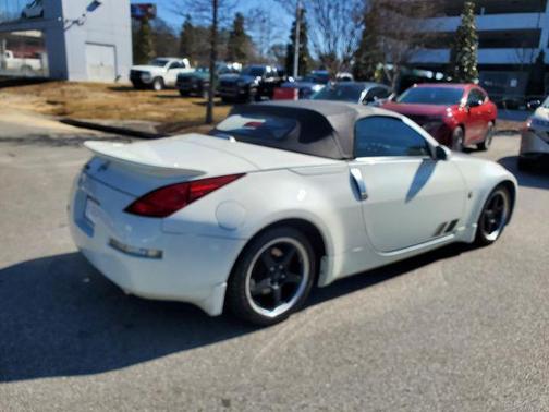 2005 Nissan 350Z Touring