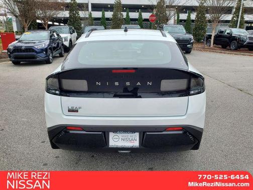 2026 Nissan Leaf PLATINUM+