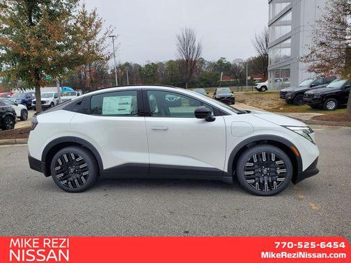 2026 Nissan Leaf PLATINUM+