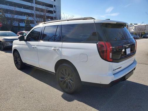 2025 Ford Expedition Platinum