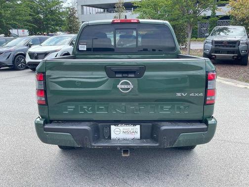 2022 Nissan Frontier SV