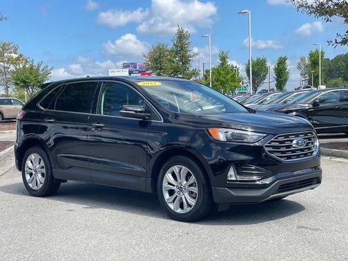 2022 Ford Edge Titanium