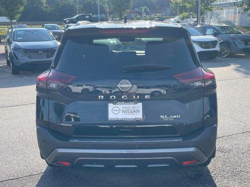 2022 Nissan Rogue SL