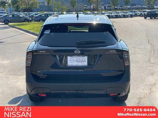 2025 Nissan Kicks SV
