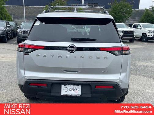 2025 Nissan Pathfinder SV 4WD