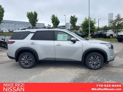 2025 Nissan Pathfinder SV 4WD