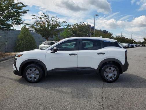 2025 Nissan Kicks S