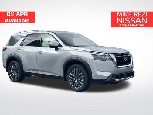 2025 Nissan Pathfinder SL 4WD