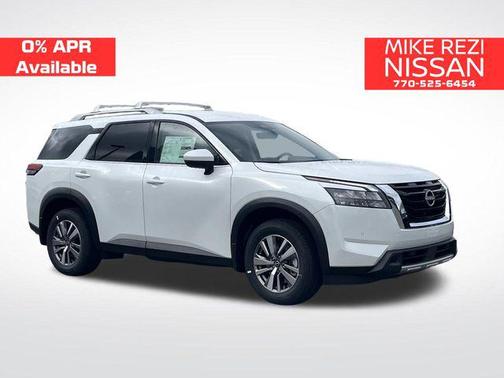 2025 Nissan Pathfinder SL FWD