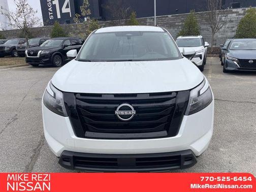 2025 Nissan Pathfinder SV FWD