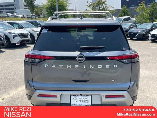 2025 Nissan Pathfinder SL FWD