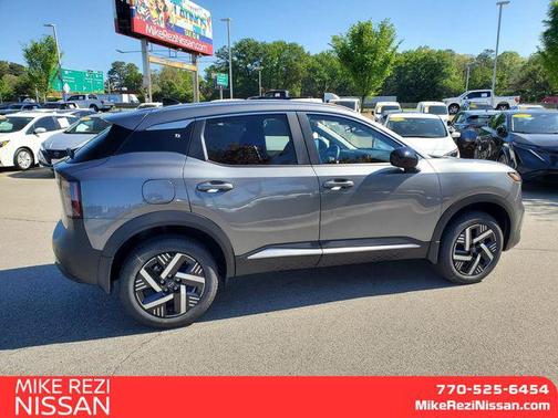 Gun Metallic 2026 Nissan Kicks SV