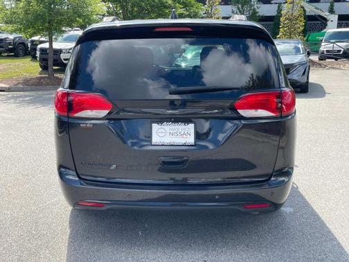 2018 Chrysler Pacifica Touring-L Plus