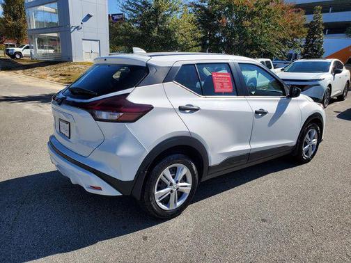 2023 Nissan Kicks S