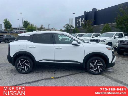 2025 Nissan Kicks SV