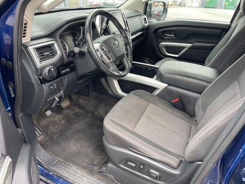 2021 Nissan Titan SV