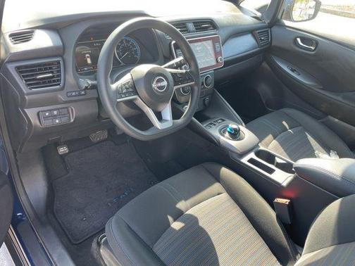 Deep Blue Pearl 2024 Nissan Leaf S