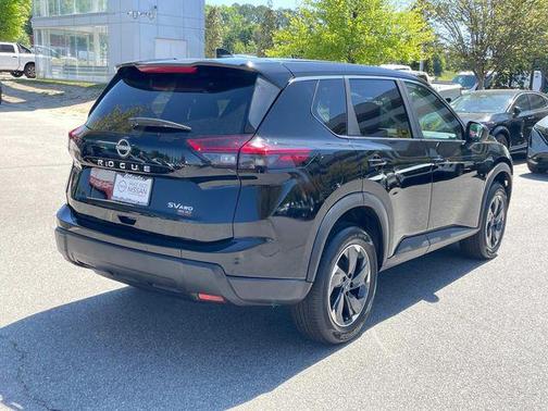 2025 Nissan Rogue SV