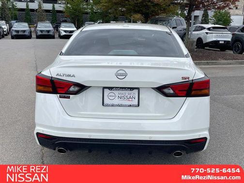 2025 Nissan Altima SR FWD