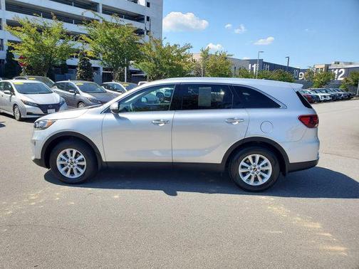 Sparkling Silver 2019 Kia Sorento L