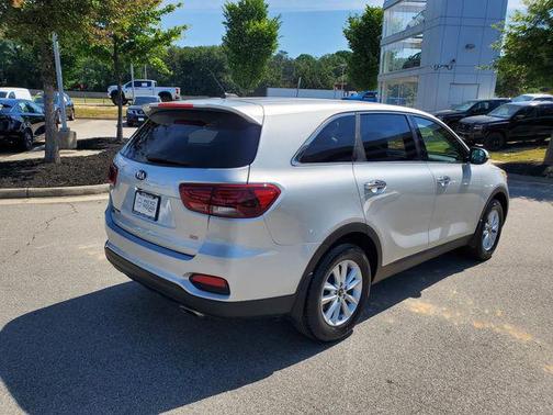 Sparkling Silver 2019 Kia Sorento L