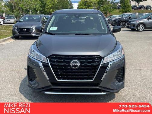 2025 Nissan Kicks S