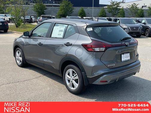 2025 Nissan Kicks S