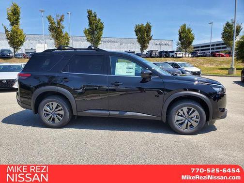 2025 Nissan Pathfinder SV FWD