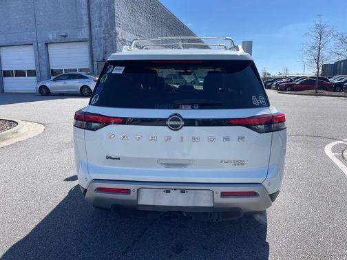 2023 Nissan Pathfinder Platinum 4WD