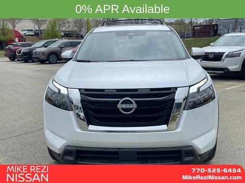 2025 Nissan Pathfinder SV FWD