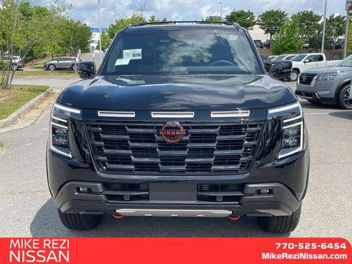 2025 Nissan Armada PRO-4X 4WD