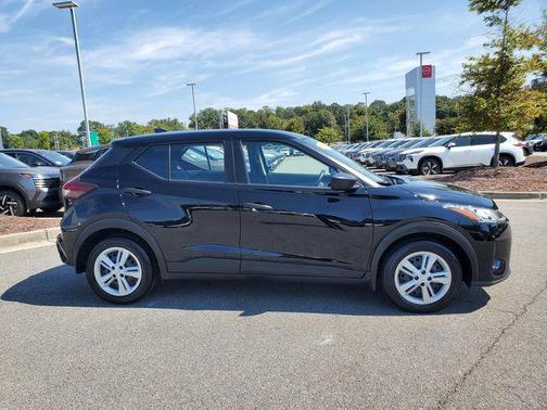2023 Nissan Kicks S