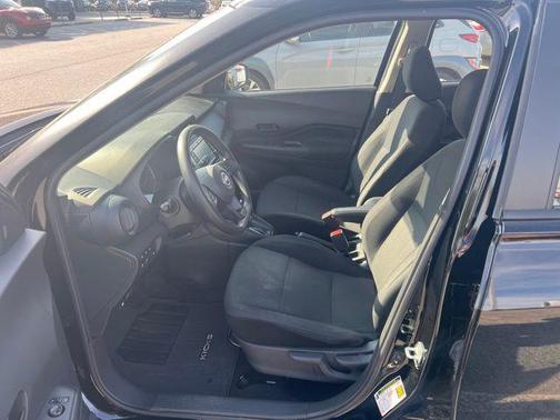 2023 Nissan Kicks S