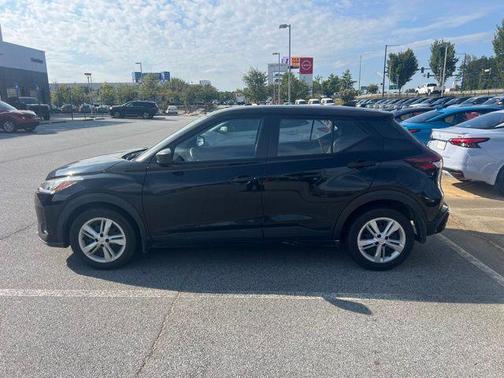 2023 Nissan Kicks S