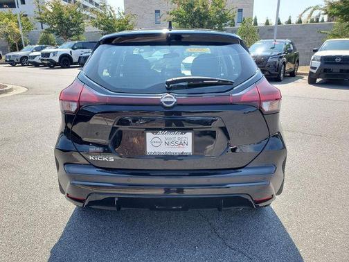 2023 Nissan Kicks S