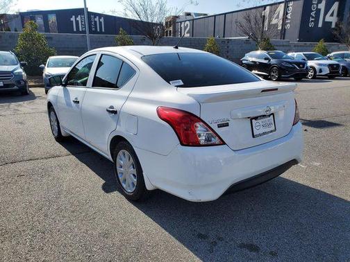 2019 Nissan Versa 1.6 S+