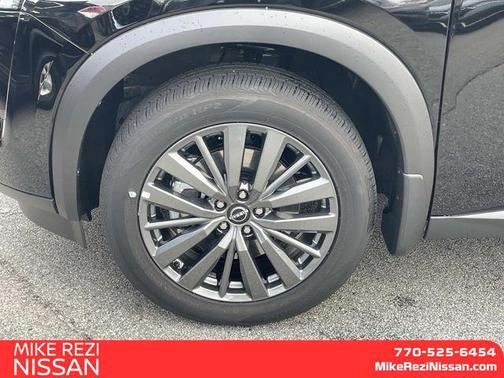 2025 Nissan Pathfinder SL 4WD