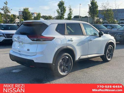 2025 Nissan Rogue SV