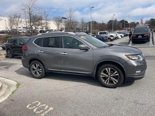 2017 Nissan Rogue SL