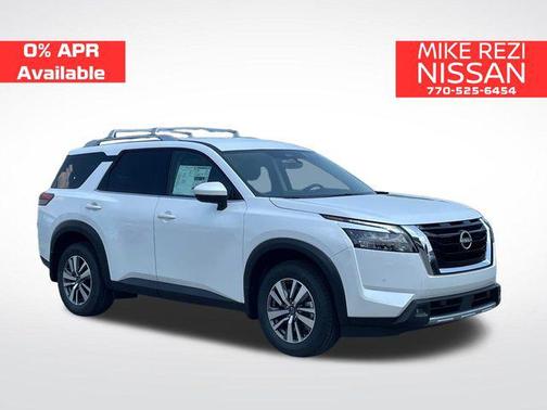 2025 Nissan Pathfinder SL FWD