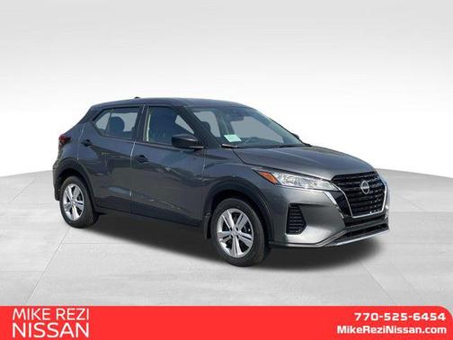 2025 Nissan Kicks S