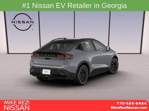 Boulder Gray Pearl/Black 2026 Nissan Leaf PLATINUM+