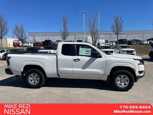2025 Nissan Frontier S