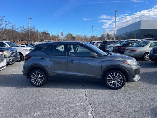 2024 Nissan Kicks SV